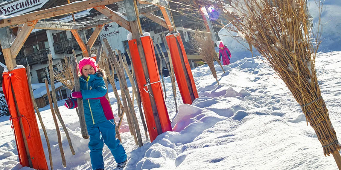 Zipfelbob fahren, Rodeln, Schneedrachen bauen und natürlich Skifahren