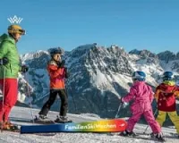 Familienskiwochen in der SkiWelt Kinder bis 15. Jahre Kostenfrei